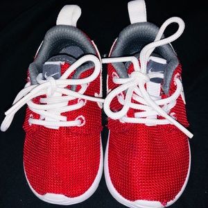 Toddler Nike’s